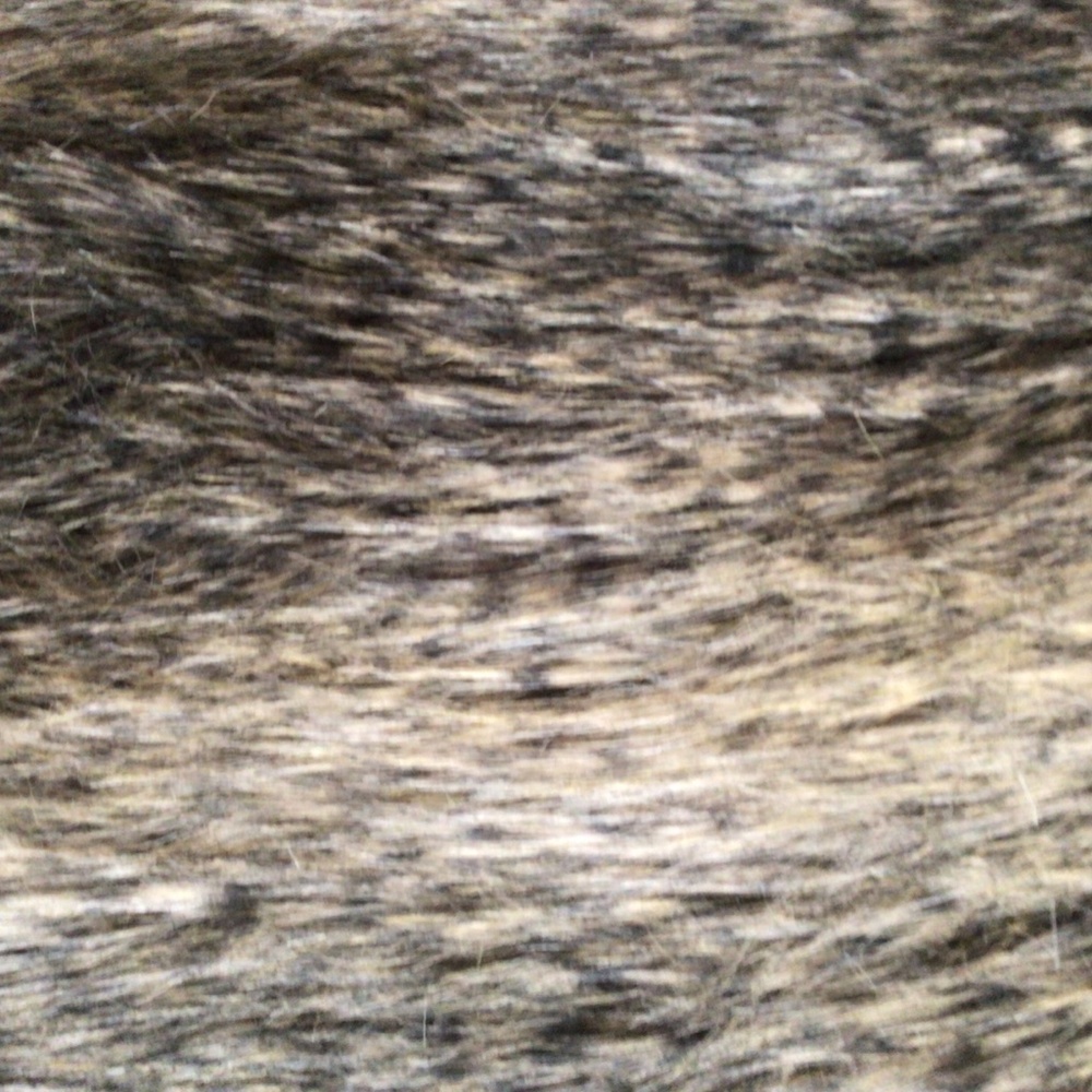 Michael Michael Kors Faux Raccoon Fur Vest - Picture 6 of 6